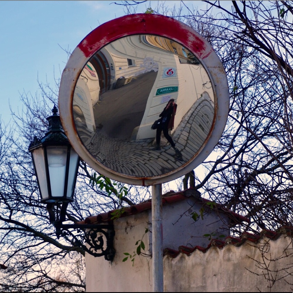 Meet your Posher, Shiksagypsy